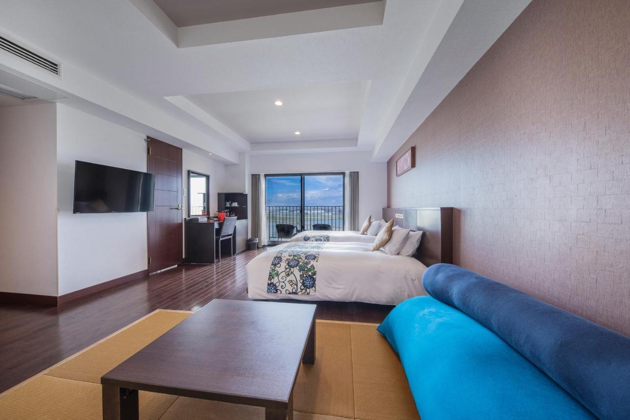 Senagajima Island Resort & Spa Tomigusuku Eksteriør billede